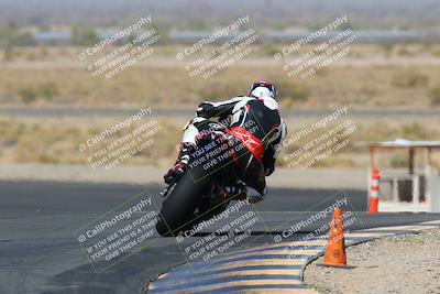 media/Apr-10-2022-SoCal Trackdays (Sun) [[f104b12566]]/Turn 11 Backside (945am)/